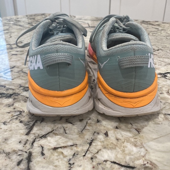 Hoka One One Arahi 4 Running Shoes in Women’s size 10.5 - Picture 4 of 8